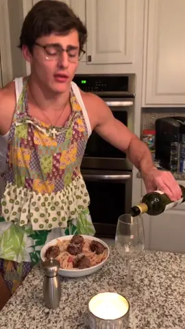 The Angry New Jersey Cooking Show - Episode 1: Spaghetti and Meatballs (10% anger)