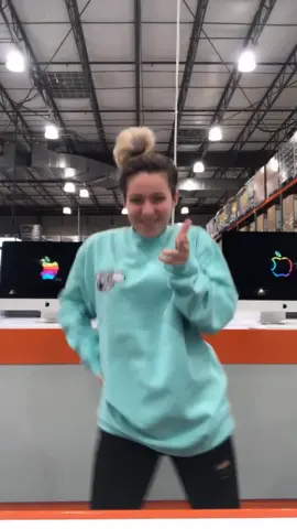 #wintervibes #ceoof #resolutionunlocked #costco #fyp #foryou #foryoupage #dance #danceinpublic