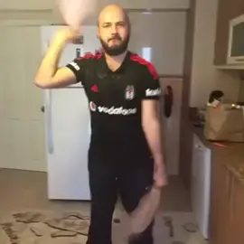 hayat waikiki wayway :D #belalipanda #kesfet #benioneçikar #beşiktaş #dans