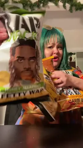 Taste testing weird chips! Pt 1 #foodboard #foryou #feautureme