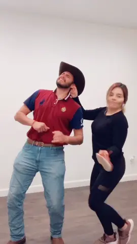 💥Cuando te encuentra tu vieja #parejasgoals #theguizarmedinafam #foruyou #celosa#solteroski #solteros #mexicansbelike