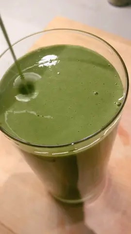 Smoothie time! Happy Friday! #ThatsWhatILike #chef #smoothiechallenge #foryou