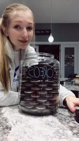 found this jar of oreos while babysitting and it’s the coolest thing i’ve ever seen #oreos #fyp #itwentlike