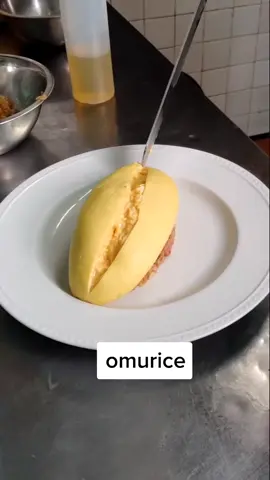 Unreal Omurice! #japan #omurice #perfectmeal #FoodLover #fyp #foryouppage #food #friedrice IG Brunchboys