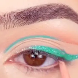 #Eyeliner #look #🔥😍 #FlauntItYourWay #blue #foryoupage #foryou #createnewdesigns💓 #upforxtra #tikrok