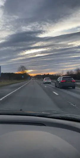 Beautiful sky tonight #fyp #foryou #foryoupage #477crew #uk #beutifulsky #perfectview #longdrive