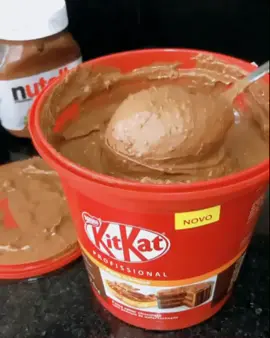 KitKat Cremoso #kitkat #confeitaria #bolo #recheio #recheiobolo #nestle #nutella