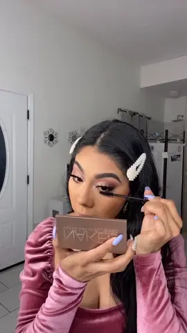 Makeup tutorial time😁