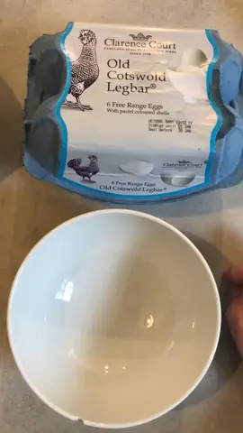 Perfect scrambled eggs 🥚 #breakfast #tiktokfood #tiktokukfood   #ukfood #scrambledeggs