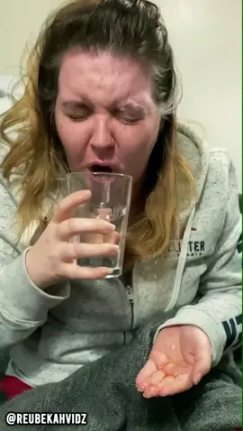 How to wake up your sleeping girlfriend 😂🔥 #foryou #fyp #foryoupage #prank #prankwars #reubekahvidz #funny