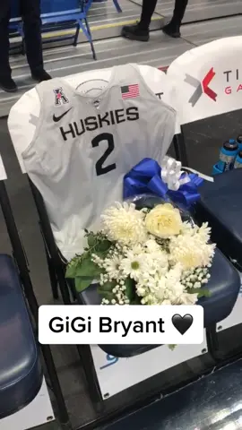GiGi Bryant always dreamed of playing for Uconn. Tonight, they honored her 🖤