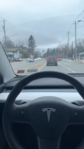 tesla’s navigate in city streets including #stopping and #going #tesla #fyp