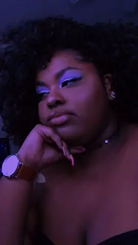 POV: Im at a party with my friends and catch you staring😘#duet #fyp #foryoupage #foryou #featureme #trending #makeup #viral #loveisintheair