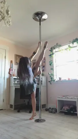 Happy Sunday 💕💕 #pole #poledance #cottagecore #W2Step #superbowlliv #awkwardmoments #CleanFreshHype #fyp #dance #xyzbca #purplehair #sunday #hi