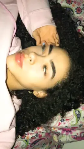 I’m obsessed with this audio ! ☁️🪐🧚🏼‍♀️(I’m not very confident with posting with my back camera.. be nice :/ )