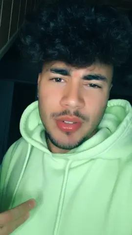 Síganme en mi Instagram:ale_elcubanito