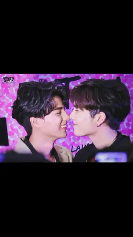 หลงรักเขาทั้ง2คนมากขึ้นทุกวัน#mewsuppasit #gulfkanawut #คุณพี่กับยัยน้อง #mewxgulf #loswithlaimoxmewgulf
