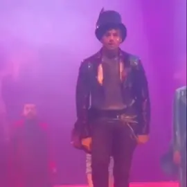 هلا بالخميس وينكند 😍💕 #sukruozyildiz #شوكرو_اوزيلديز