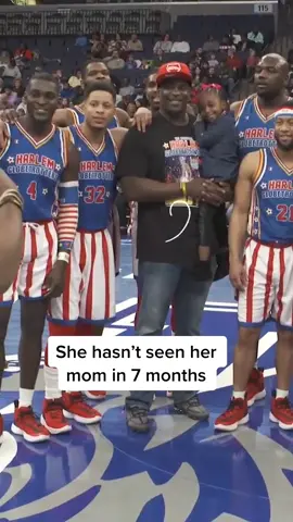 The @harlemglobetrotters helped this military mom reunite with her fam ❤️😭