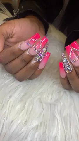 Bling bling bihh 💅 #nails #foryouppage #JustAddGlitter #checkyourvibe #acrylicnails #nailtutorial #nailart #houstonnails
