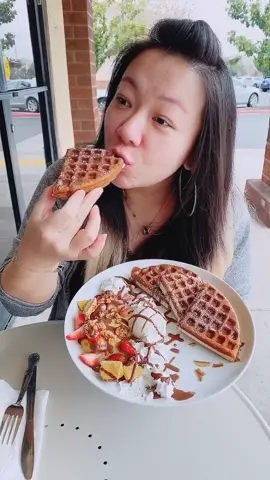 Should I share? #dessert #sweetthooth #foryou #tiktokfoodie #allstarmoment #diyvalentine