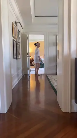 Getting dressed on TikTok #myheartwentoops 🙊 #OOTD #fashion #walkamile #favoritefit #editing101