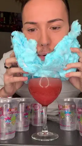Pour combien tu bois ce verre ? 🤮😂 How much do you want to drink this glass ? 🤮😂