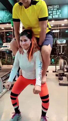 We are back again guys  @digvijaychikara bhahen Bhai AAP bhi apne Bhai bahen ko tag Karo 😊#shailichikara #digvijaychikara #gym #foryou #gymlover #gym