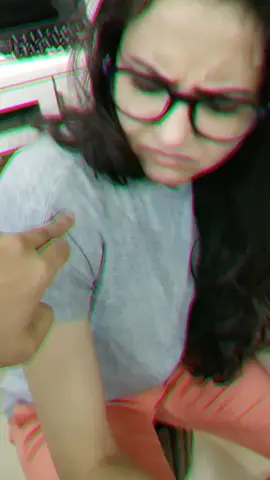 It's just acting so relax 😅 She makes me do all this #dangerdeepika #prasika #photomagic