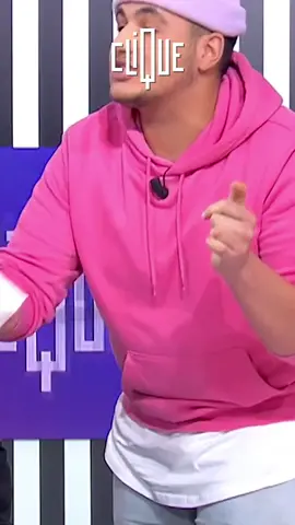 Kader Bueno réalise un tour de magie avec un billet de 20e #magie #incroyable #humour #kaderbueno #viral #fyp