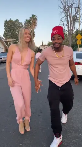 3 ways to check out a girl with your girl 🤷🏼‍♀️ @kingbach @ashleynocera #sarati
