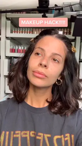 DOES IT WORK THO!! 🤯🤔 #makeup #makeuphacks #foryou