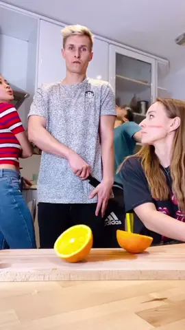 Welche Superpower hättest du gerne?😜Mit @chrisyfacu 💕What superpower would u like to have?🤣¿Qué superpoder tendriais?🙈#foryou #germany #trend