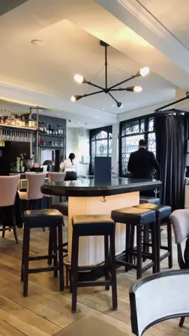 London, Marylebone, Clarette restaurant📍 Gastro chic. #thisislondon #london #londontown #foryou #foryoupage #pourtoi