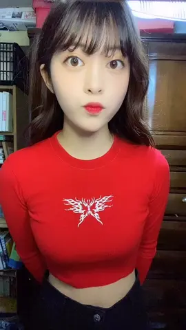 上の服おきにいり(°▽°) インスタ頻繁に活動してるのできてね！！！！！