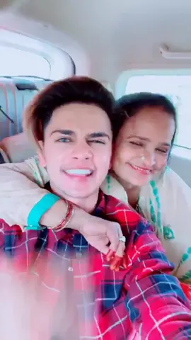 Love u mom😍🌎💯 #teamlucky  #luckydancer #foryou #fyp