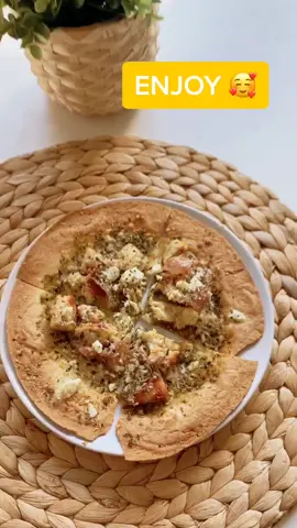 a healthy pizza on a GF tortilla 🍕🍽 #fy #fypage #fyp