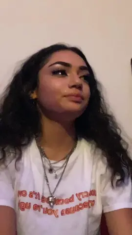 i felt the urge to cry all day so i decided to film myself finally letting it happen
