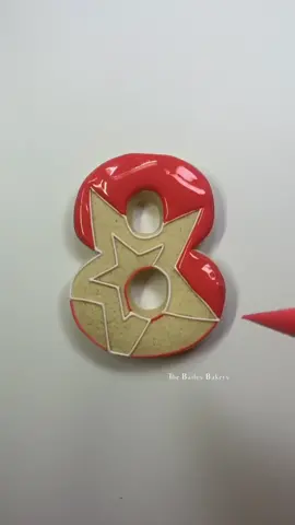 What’s your lucky number? #decoratedcookies #eight #4u