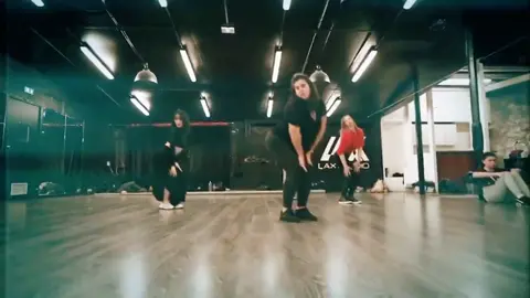 Miss this 😭 #danse #doyouloveme #pourtoi #confinement #laxstudio #fy #fyp