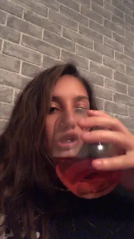 I was laughing at the way the glass made my face look #fyp #xyz