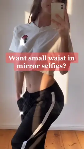 Want small waist in mirror selfies? #fy #posingtip #selfietip #slefietime #smallerwaist