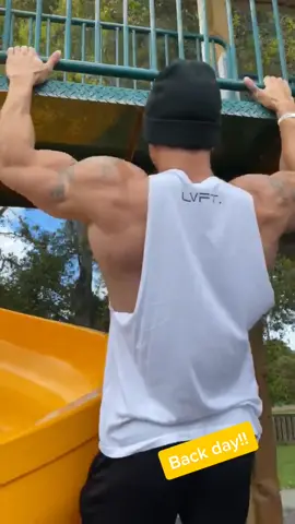 IT’S BACK DAY!! 😤 #livefit #foryou #foryoupage #Fitness #foryou #workout #backdaychallenge #youtube
