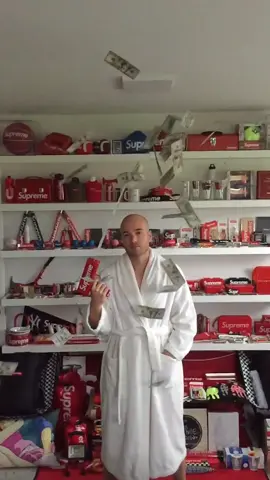 Shooting $10,000 out of the Supreme Cash Cannon 💸 #supreme #foryou #foryoupage #fyp #hypebeast #hype #viral #clout #distancedance