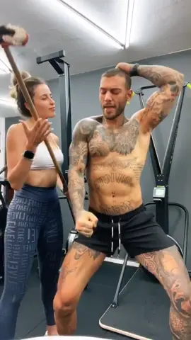 Quando vc percebe q a casa caiu 😂 #foryou #fyp #couple #couplegoals #combate @locarvalhodc