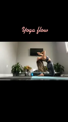 Yoga flow ! 💕#yoga#yogaflow#yogagirl #yogalife #yogatutorial#yogalove