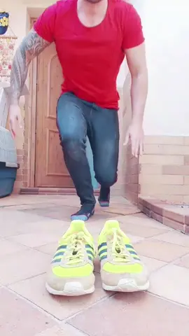 Aún no me lo creo! 😱 me ha salido mi truco de los tomates🍅🍅👟👟 #shoes #foryou #tomato