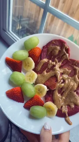 In the Kitchen With Vivian: I have refined the ULTIMATE healthy #vegan, #glutenfree and #dairyfree #pancakes - these are also pink & yummy! 🥞 #fyp