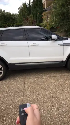 i did this so many time’s hehe #levelup #bookclub #viral #fyp #rangerover #car