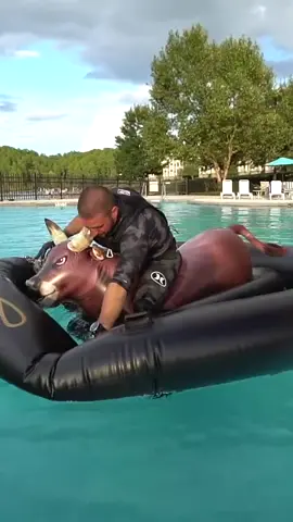 Bull riding is not in Brandon’s future 🤣 #PoolHopping #ScubaDivibg #ForYou @brandonmjordan